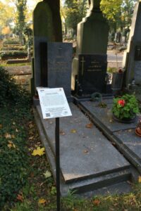 Fotografie hrobu: Gustav Friedrich