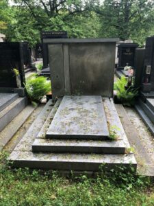 Fotografie hrobu:  Fafkovi