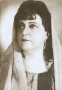 Fotografie hrobu: Marie Veselá Kabeláčová