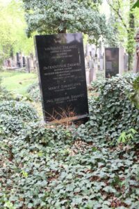 Fotografie hrobu: František Žákavec