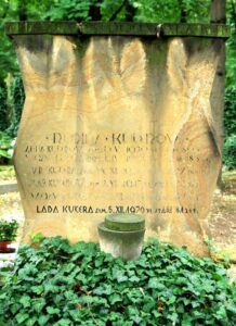 Fotografie hrobu:  Kučerovi