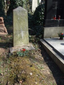 Fotografie hrobu: Kateřina Podhorská Kometová