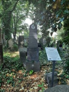 Fotografie hrobu: Albína Dvořáková Mráčková