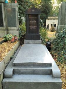 Fotografie hrobu: Adéla Volfová