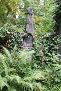 Fotografie hrobu: Václav Březnovský