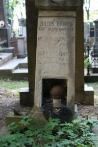 Fotografie hrobu: Milada Gampeová