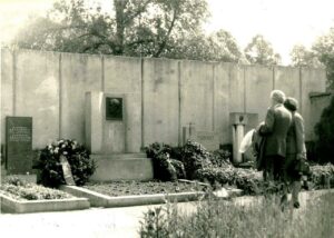 Fotografie hrobu: Edward Babák