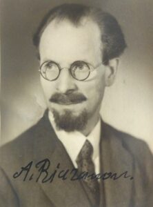 Fotografie hrobu: Andrej Rjazanov