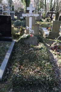 Fotografie hrobu: Augusta sestra