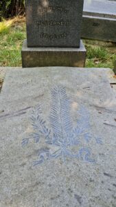 Fotografie hrobu: Karolina Světlá a Petr Mužák